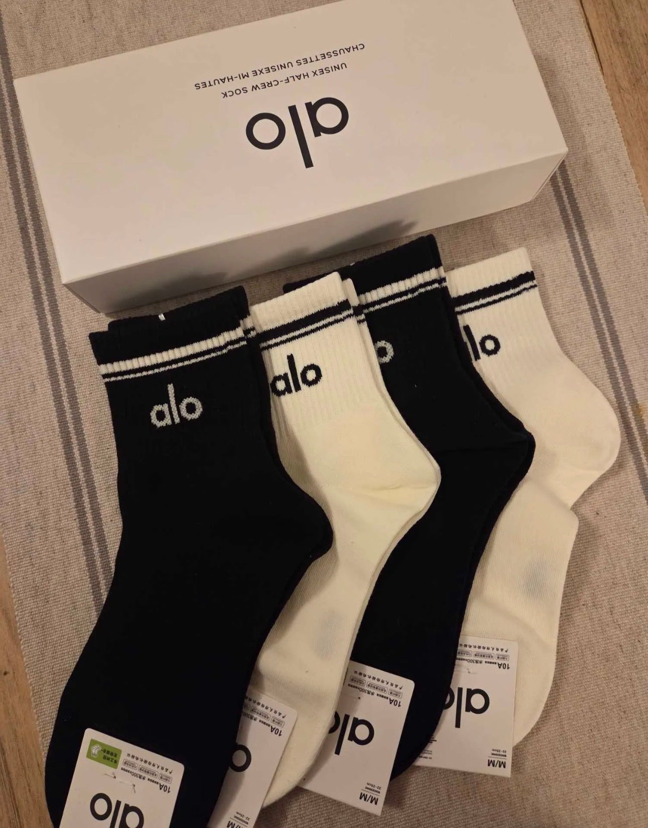 Inspired by (alo) 1 Pair